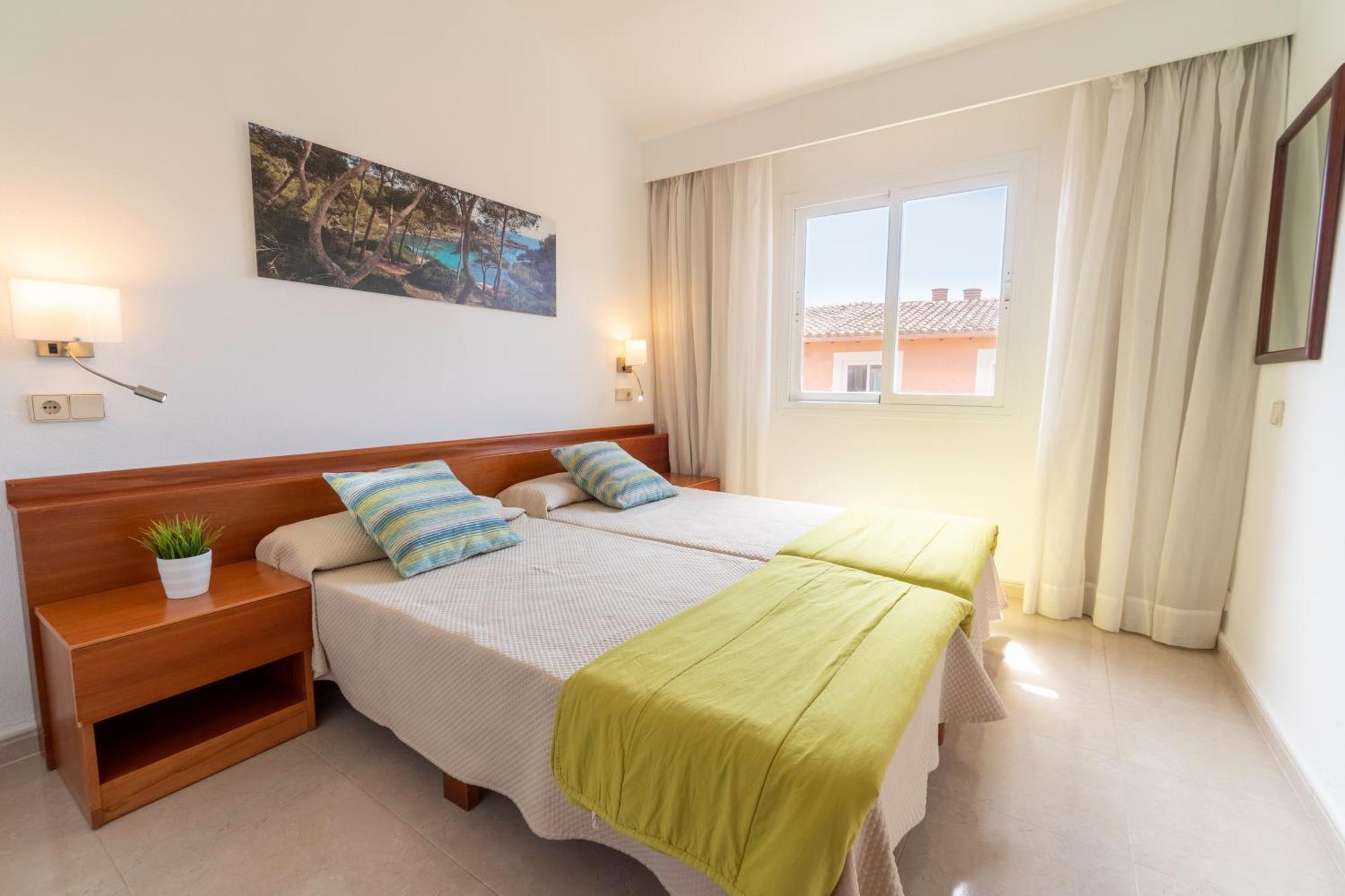 Aparthotel Ciudad Laurel Cala Millor  Room photo