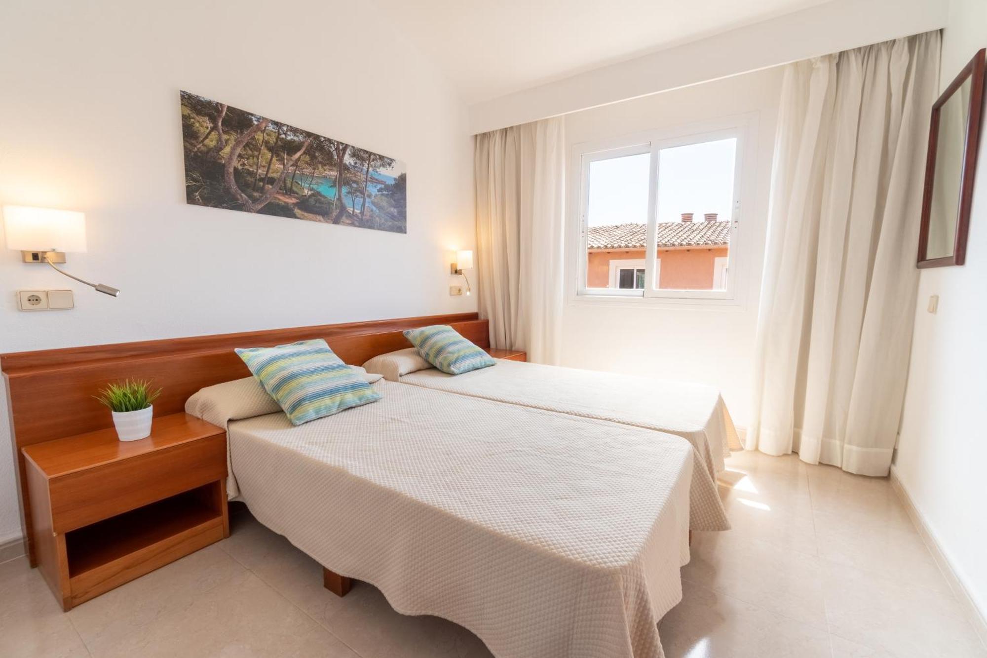 Aparthotel Ciudad Laurel Cala Millor  Room photo