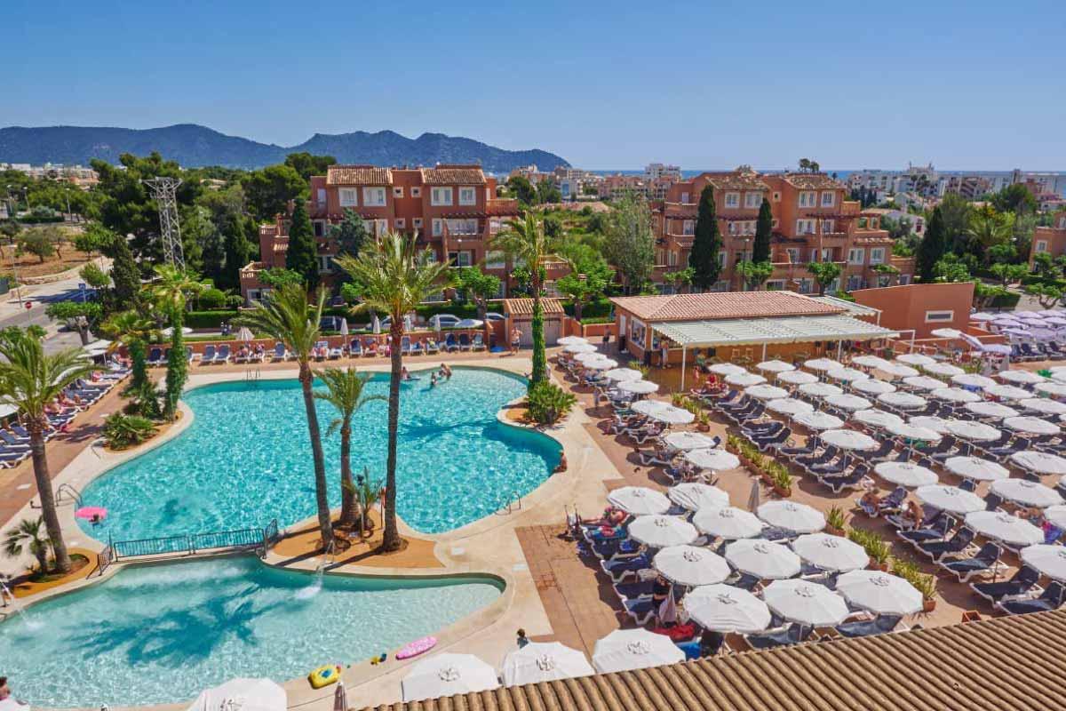 Aparthotel Ciudad Laurel Cala Millor  Exterior photo